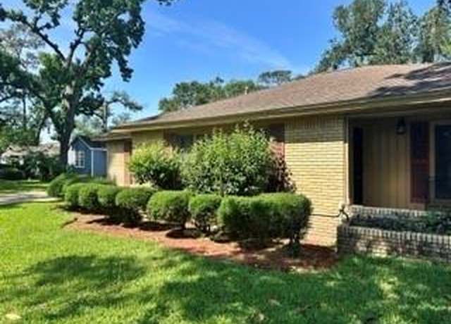 Property at 5237 Brinkman St, Houston, TX 77091, 3 beds, 2 baths