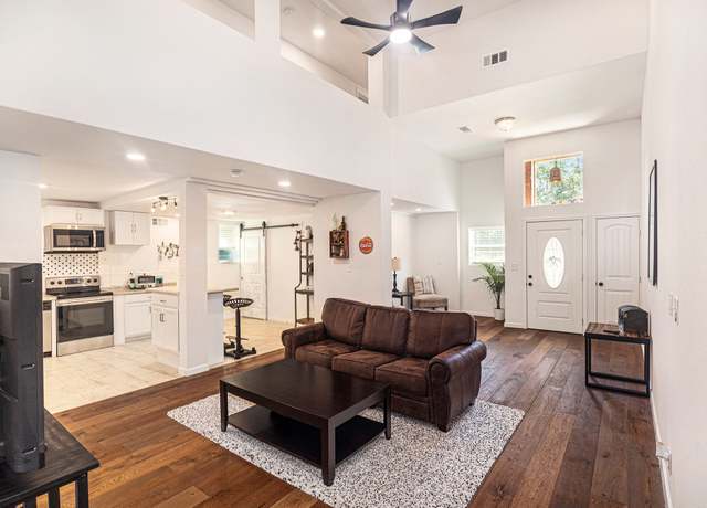 Property at 2778 Fm 2610 Rd, Cleveland, TX 77327, 2 beds, 1.5 baths