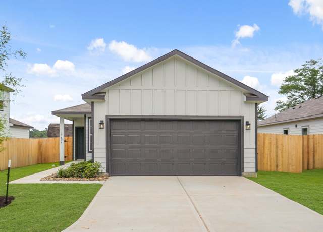 Property at 17804 Lionheart Rd, Conroe, TX 77306, 4 beds, 2 baths