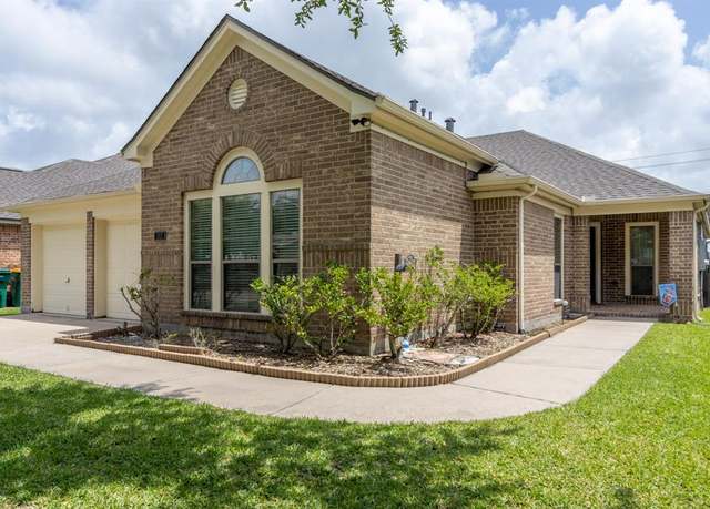 Property at 513 Reddingwood Ln, La Marque, TX 77568, 4 beds, 2 baths