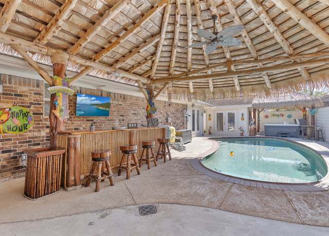 Property at 626 N Starboard St, Crosby, TX 77532, 3 beds, 3 baths