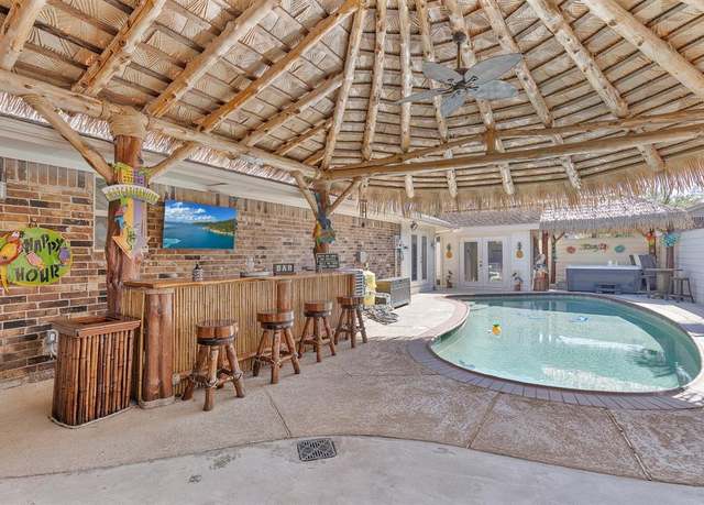 Property at 626 N Starboard St, Crosby, TX 77532, 3 beds, 3 baths