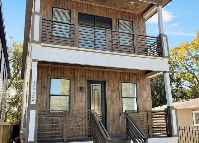 Property at 1222 Johnston St, Houston, TX 77022, 3 beds, 2.5 baths