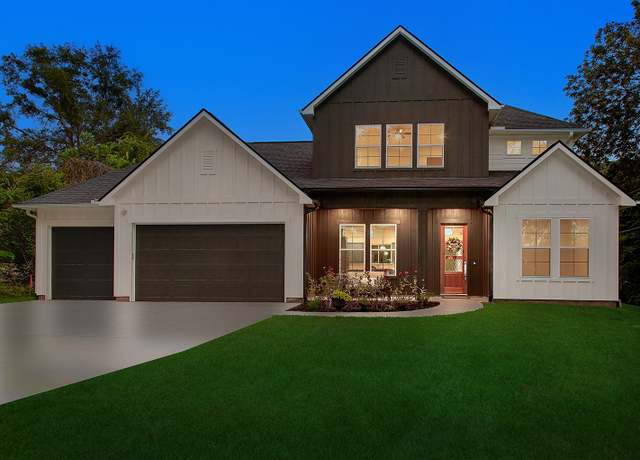 Property at 13725 Parkway Manor Dr, Willis, TX 77318, 3 beds, 2.5 baths