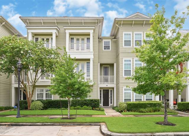 Property at 194 W Breezy Way, The Woodlands, TX 77380, 3 beds, 3.5 baths