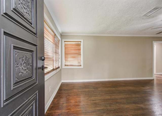 Property at 2020 Vince St, Pasadena, TX 77502, 4 beds, 3 baths