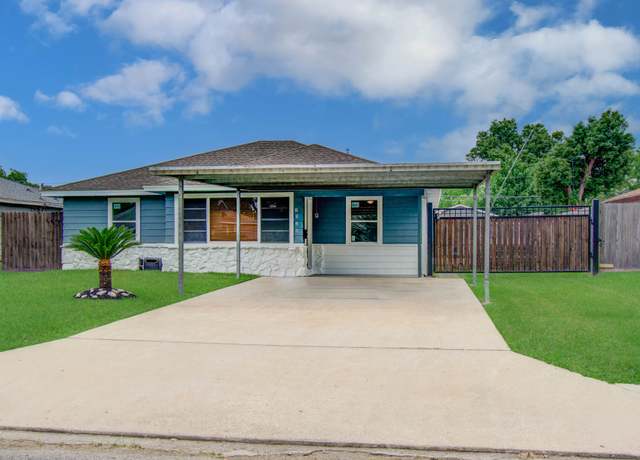 Property at 2020 Vince St, Pasadena, TX 77502, 4 beds, 3 baths