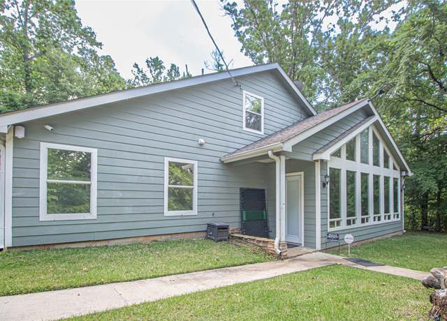 Property at 139 Grand Pine Loop, Livingston, TX 77351, 3 beds, 3 baths