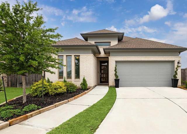 Property at 1802 Misty Field Dr, Missouri City, TX 77459, 3 beds, 3 baths