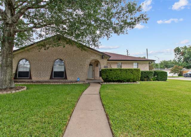 Property at 4402 Seneca St, Pasadena, TX 77504, 3 beds, 2 baths
