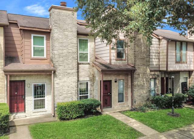 Property at 12300 Brookglade Cir #127, Houston, TX 77099, 2 beds, 2.5 baths
