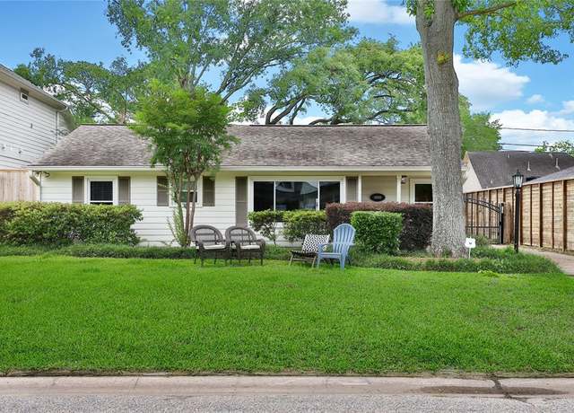 Property at 1635 Althea Dr, Houston, TX 77018, 3 beds, 2 baths
