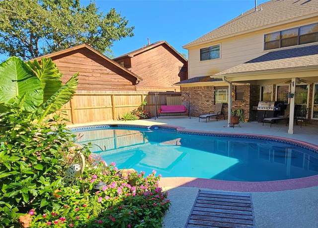 Property at 6906 Apple Valley Ln, Houston, TX 77069, 4 beds, 3.5 baths