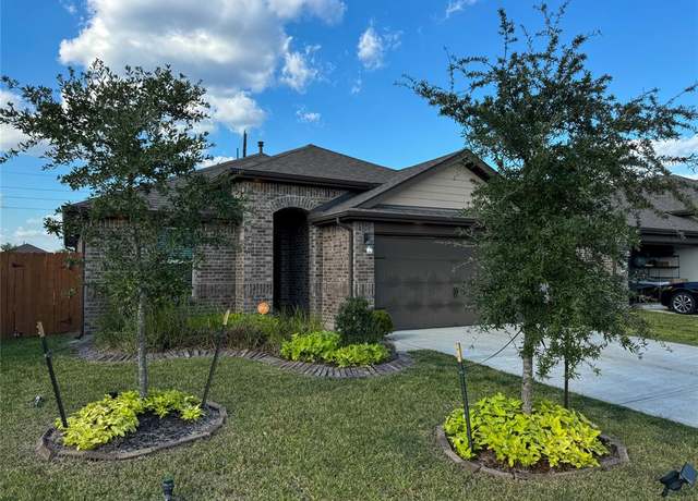 Property at 18310 Grayson Bluff Way, Richmond, TX 77407, 3 beds, 2 baths