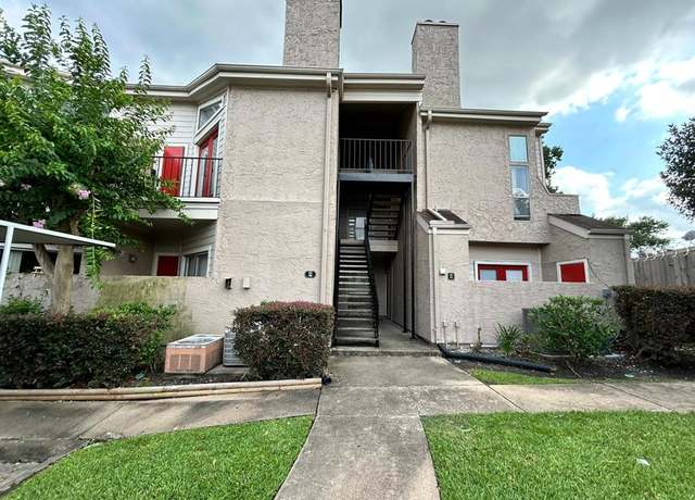 Property at 10855 Meadowglen Ln #723, Houston, TX 77042, 2 beds, 2 baths