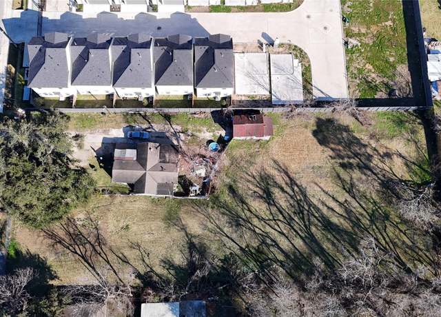 Property at 40 Dipping Ln, Houston, TX 77076, 2 beds, 1 bath