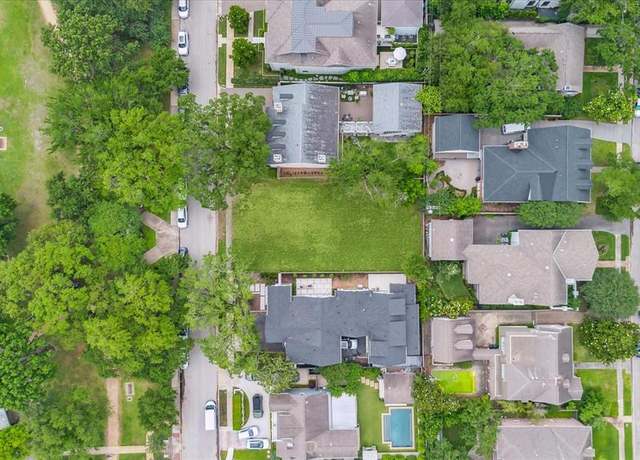 Property at 3632 Locke Ln, Houston, TX 77027