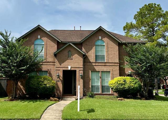 Property at 7411 Greatwood Grove Dr, Sugar Land, TX 77479, 3 beds, 3 baths