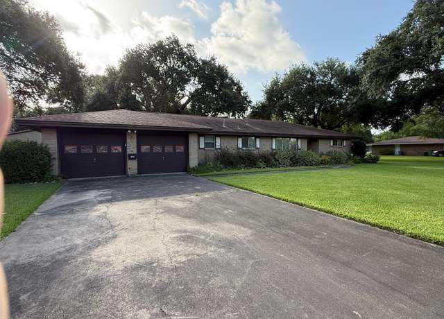 Property at 3512 Singleton Rd, Baytown, TX 77521, 3 beds, 2 baths