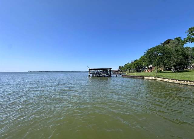 Property at 311 Shady Ln, Livingston, TX 77351, 3 beds, 1.5 baths