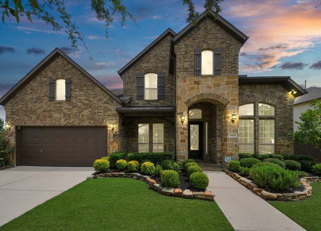 Property at 9934 Hubble Dr, Iowa Colony, TX 77583, 4 beds, 3.5 baths