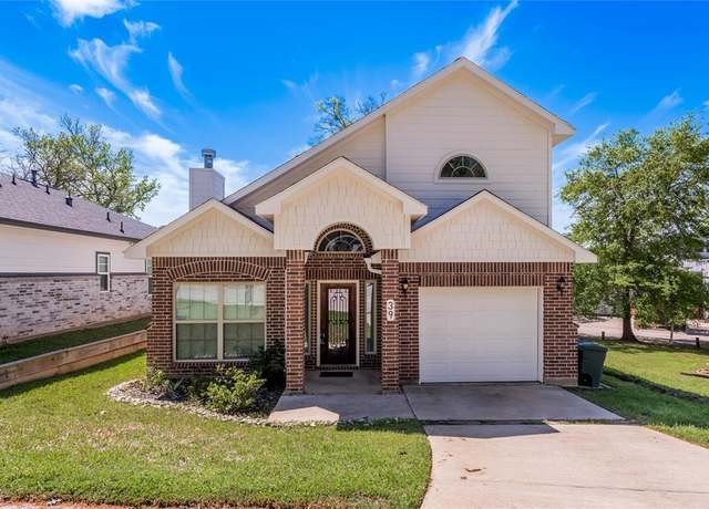Property at 39 Pebble Beach Ln, Huntsville, TX 77340, 3 beds, 2 baths