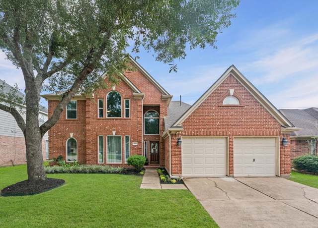 Property at 3111 E Webber Dr, Pearland, TX 77584, 4 beds, 2.5 baths