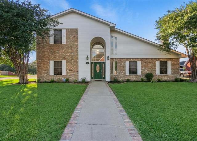 Property at 2298 Holly Rdg, Nederland, TX 77627, 4 beds, 3.5 baths