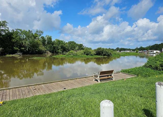 Property at 11670 Vistawood St, Willis, TX 77318, 3 beds, 2 baths