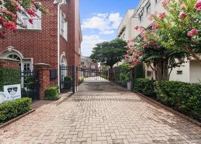 Property at 2222 Nantucket Dr Unit B, Houston, TX 77057, 3 beds, 3.5 baths
