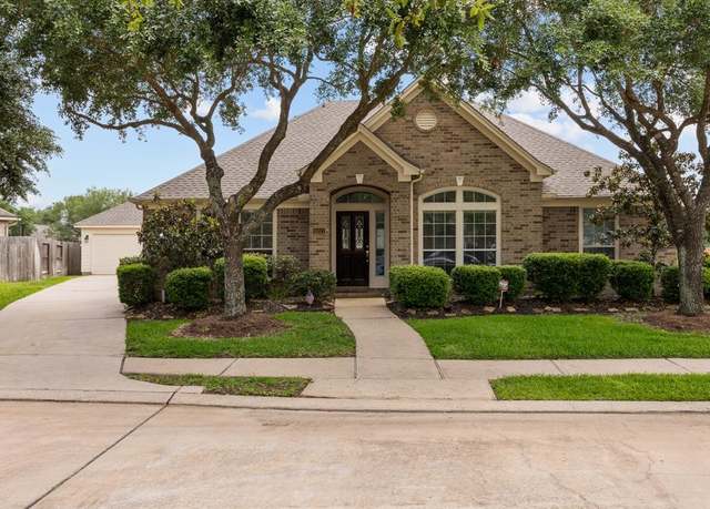 Property at 16511 Crystal View Ct, Houston, TX 77095, 4 beds, 2 baths