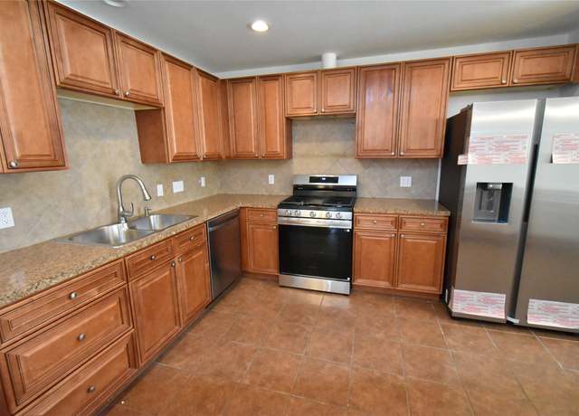 Property at 3938 Falvel Shadow Creek Dr, Spring, TX 77388, 3 beds, 2 baths