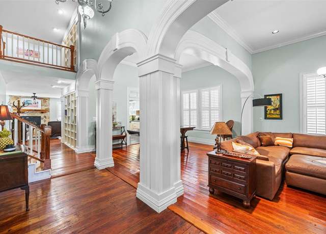 Property at 804 Milam St, Columbus, TX 78934, 3 beds, 2.5 baths