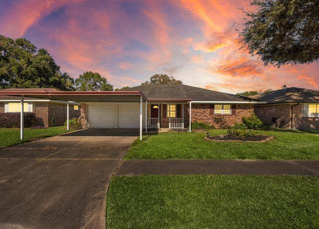 Property at 1210 E Dartmouth Ln, Deer Park, TX 77536, 3 beds, 1.5 baths