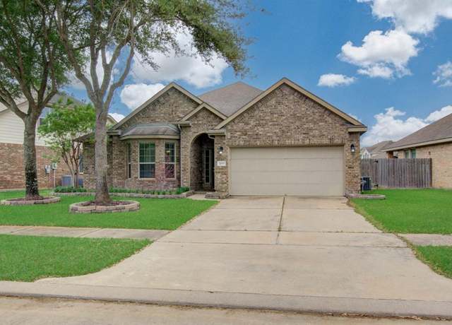 Property at 2015 Preston Park, Rosenberg, TX 77471, 3 beds, 2 baths