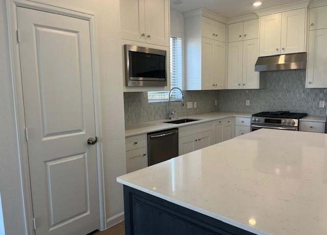 Property at 6419 Seafoam Lake Dr, Katy, TX 77493, 3 beds, 2.5 baths
