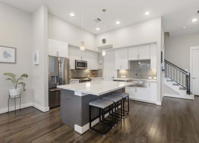 Property at 1703 Freeman St, Houston, TX 77009, 3 beds, 2.5 baths