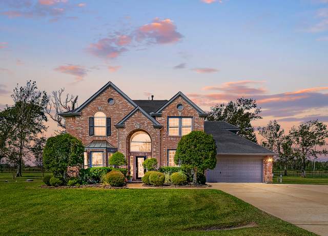 Property at 8991 Water Point Dr, Beach City, TX 77523, 4 beds, 3.5 baths