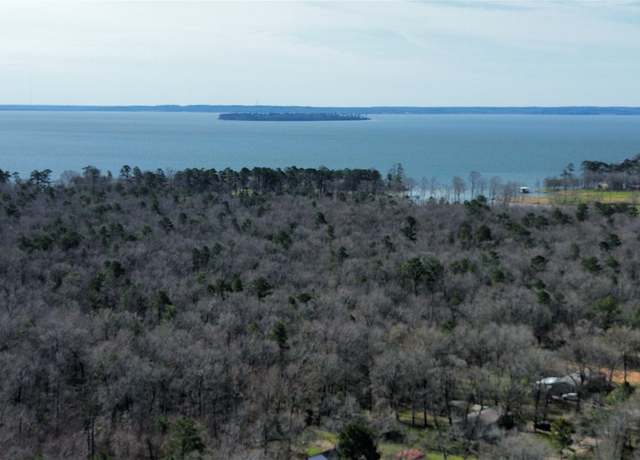 Property at 405 Meridian, Livingston, TX 77351, 3 beds, 2 baths