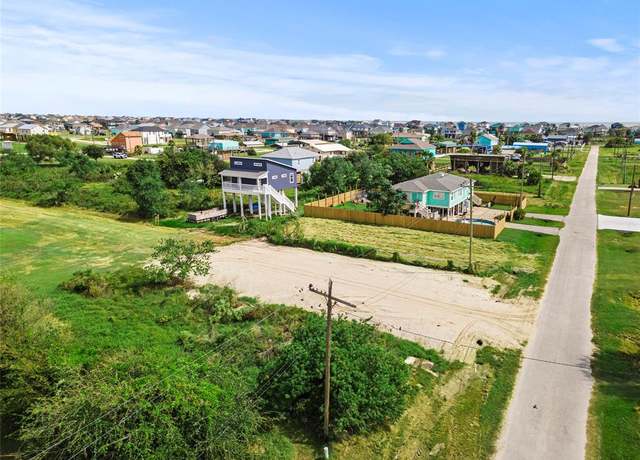 Property at 976 E Verdia Dr, Crystal Beach, TX 77650