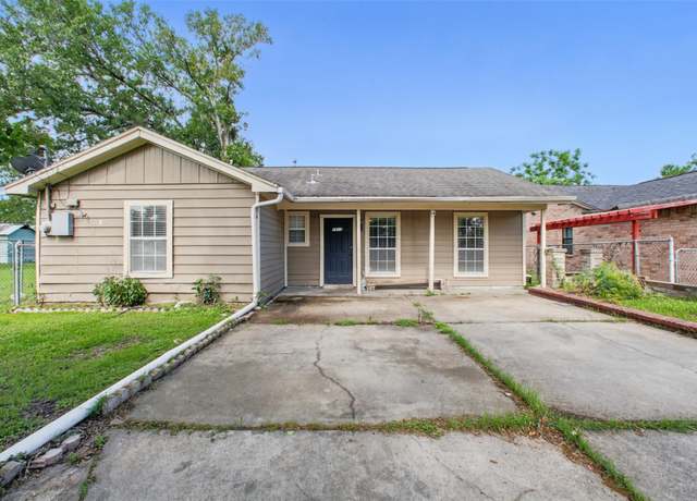 Property at 1911 Thonig Rd, Houston, TX 77055, 3 beds, 1.5 baths