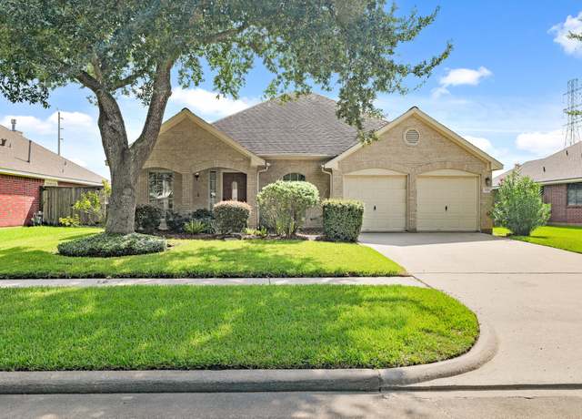 Property at 3410 Somerset Ln, Deer Park, TX 77536, 3 beds, 2 baths