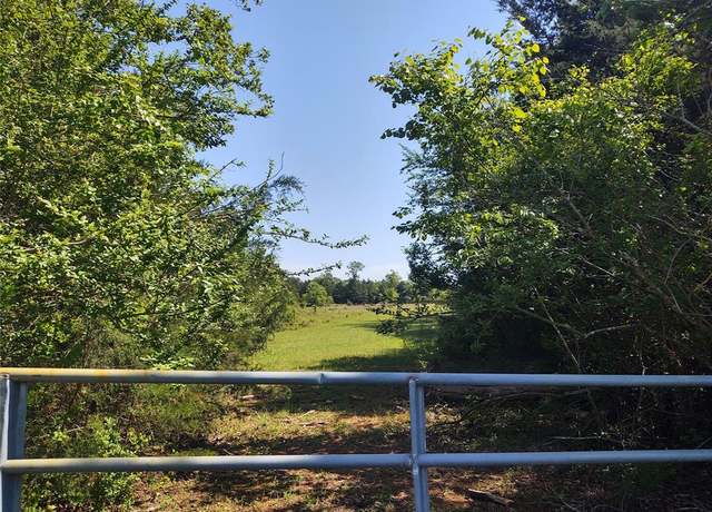 Property at 638 County Road 1737, Grapeland, TX 75844, 3 beds, 2.5 baths