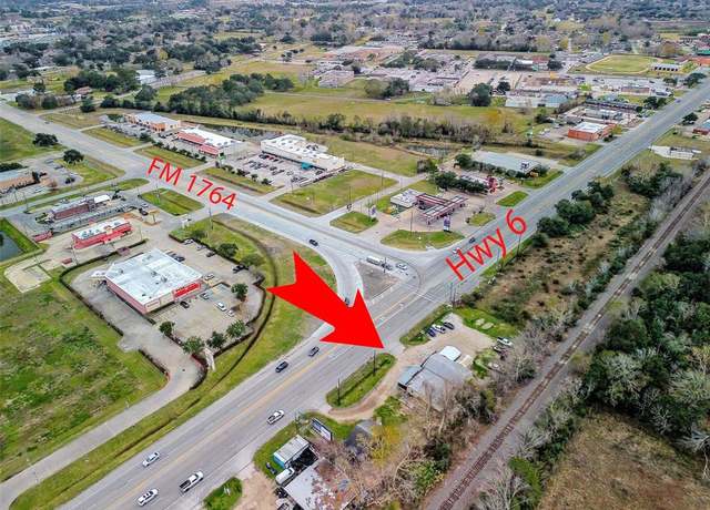 Property at 13735 Highway 6, Santa Fe, TX 77517, 1 bath