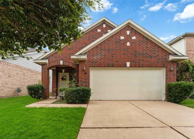 Property at 10838 Shannon Mills Ln, Houston, TX 77075, 3 beds, 2 baths