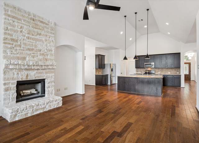 Property at 8143 Black Percher St, Conroe, TX 77385, 4 beds, 3.5 baths