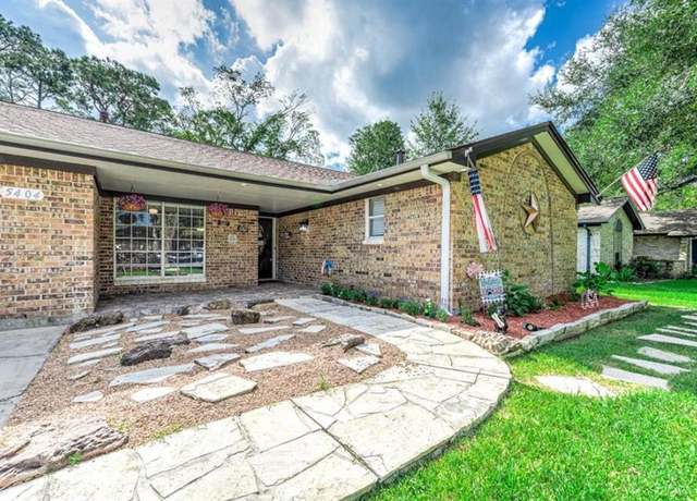 Property at 5404 Tanglebriar Dr, Dickinson, TX 77539, 3 beds, 2 baths
