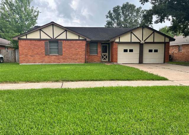 Property at 9910 Stonemont Rd, La Porte, TX 77571, 3 beds, 2 baths