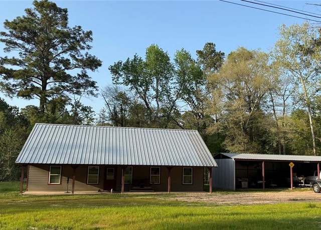 Property at 282 E Slumberlane Dr, Livingston, TX 77351, 2 beds, 2 baths