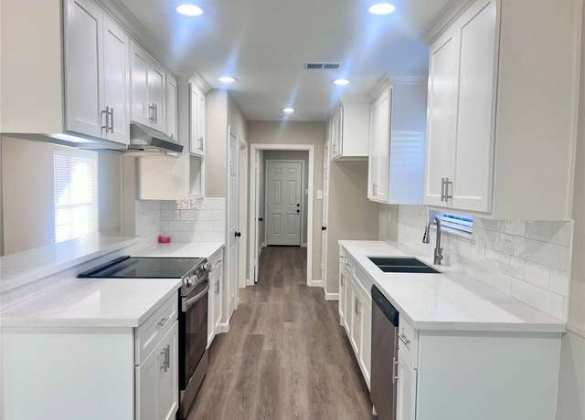 Property at 8826 Tanager St, Houston, TX 77036, 3 beds, 2 baths